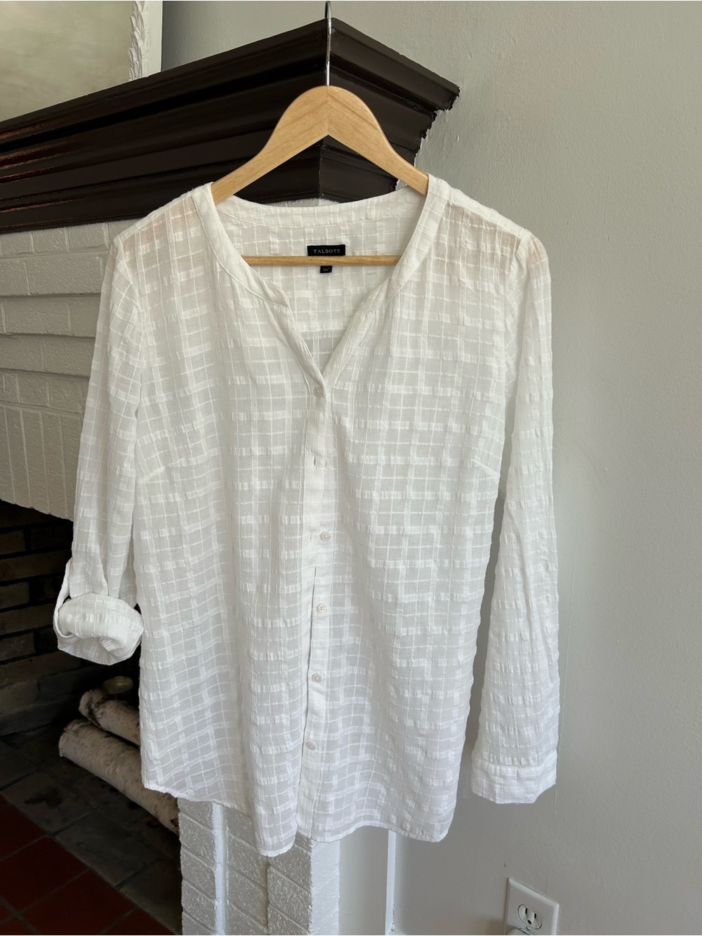 Talbots White Lightweight Textured Button-Down Blouse